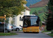 Das Postauto wird in Finstersee nur noch bis Ende 2018 verkehren. (Bild: Stefan Kaiser (4. Oktober 2017))