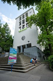 Die Lukaskirche in der Stadt Luzern kann saniert werden. (Bild: Dominik Wunderli (Luzern, 3. Juni 2014))