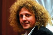 Der Kunstschaffende Luke Gasser. (Archivbild Corinne Glanzmann/Neue OZ)