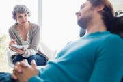 Mehr Menschen brauchen psychiatrische Hilfe – und viele Psychiater stehen ohne Nachfolge kurz vor der Pension. (Bild: Getty)