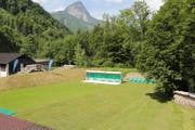 Blick auf das Gelände der neu erstellten Biathlon-Trainingsanlage beim Forsthof Pfedli in Giswil. (Bild: PD)