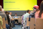 Die Urner konnten sich am Runden Tisch einigen. Im Archivbild: Die Urner Regierungsrätin Barbara Bär anlässlich der Infoveranstaltung über die geplante Asylunterkunft in Seelisberg im August. (Bild: Keystone / Urs Flüeler)