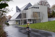 Die Kirche St. Thomas und der Anbau mit den Pfarreiräumen werden seit März dieses Jahres genutzt. Bild: Werner Schelbert (17. November 2016)