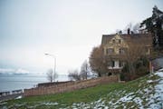 Das Kinder- und Jugendheim Lutisbach hat dieses Haus im Ländli gemietet. (Bild: Maria Schmid (Oberägeri, 21. Februar 2018))
