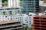 Verdichten, städtische Grundstücke abgeben und Genossenschaften unterstützen: So will die Stadt Zug die Initiative «Wohnen in Zug für alle» umsetzen. (Archivbild Stefan Kaiser / Neue ZZ)