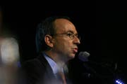 Adrian Schmassmann (im Bild an der CVP-Delegiertenversammlung) meint: «Ich kann nicht in jedem Fall sagen, woher mein Team die Adressen hat. (Bild: Archiv Neue LZ)