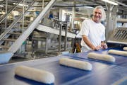 Zur Genossenschaft Coop gehört die grösste Bäckerei der Schweiz. Sie wurde im Sommer in Schafisheim AG eröffnet.