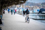 Bleibt weiterhin verboten: Velofahren am Quai in Luzern. (Bild: Roger Grütter / LZ)
