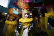 Der Kinderumzug in Unterägeri. (Bild: Stefan Kaiser (Unterägeri, 23.02.2017))