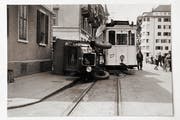 Unfall zwischen einem Tram und einem Lastwagen an der Bireggstrasse in Luzern im Jahr 1933. (Bild: Stadtarchiv Luzern)