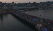 Die Seebrücke in der Dämmerung. (Bild: Screenshot Webcam Luzern Tourismus)