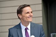 Freut sich über das neue Angebot: Spitaldirektor CEO Daniel Lüscher. (Bild: Romano Cuonz / Neue OZ)