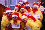 Die «Wiler Fasnachtswiber» bereichern die Luzerner Fasnacht auch in diesem Jahr. (Leserbild Susanne Mathys)
