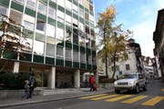 Ist-Situation an der Zeughausgasse: Das sanierungsbedürfige Haus Zentrum. (Bild pd)