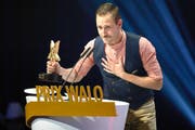 Marco Kunz (30) am Sonntagabend an der Verleihung des Prix Walo in Zürich. (Bild: Keystone)