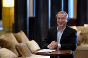 Hat Grund zur Freude: Der ägyptische Investor Samih Sawiris in seinem Hotel Chedi in Andermatt. (Bild: Keystone (Archiv))