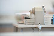 Die Stadt hat im Bildungsbereich den Rotstift gespitzt. Ein Komitee wehrt sich dagegen. (Bild: Boris Bürgisser / Neue LZ)