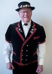 Alphornbläser Josef Erni (89) (Bild: Boris Bürgisser / Neue LZ)