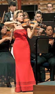 Femininer Spielraum für Individualität: Anne-Sophie Mutter ... (Bild: Lucerne Festival/Priska Ketter)