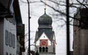 Im Schatten der Baarer St.-Martins-Kirche stehen am kommenden Montag die Erneuerungswahlen an. (Bild: Stefan Kaiser (14. März 2016))
