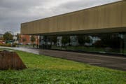 Blick auf das Schulhaus in Reiden. (Bild: Nadia Schärli (Reiden, 19. Oktober 2016))