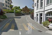 Dieser Zaun auf Höhe Kreuzstrasse 2 in Weggis wurde beschädigt. (Bild: Google Maps)