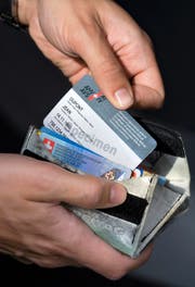 Wer AHV- oder IV-Ergänzungsleistungen bezieht, erhält diese unabhängig vom Vermögen. (Bild: Gaetan Bally/Keystone (Zürich, 30. Mai 2008))
