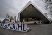 Das Shopping-Center Schönbühl. (Bild Boris Bürgisser/Neue LZ)