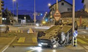 Die Unfallstelle in Ballwil am frühen Mittwochmorgen. (Bild: Luzerner Polizei)