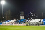 Choreo der Luzerner Fans am 29. November 2014 im Aarauer Brügglifeld. (Bild: Keystone / Sigi Tischler)
