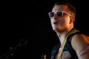 Andreas Gabalier bei seinem Konzert im Juni dieses Jahres auf dem Arenaplatz bei der Bossardarena in Zug. (Bild: Christian H. Hildebrand)