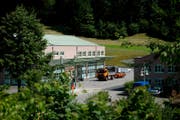 Der Werkhof Sarnen bei der Autobahneinfahrt. (Bild: Corinne Glanzmann/NNZ, 16. Juli 2014)