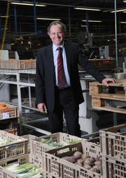 Felix Meyer, Geschäftsleiter der Migros Luzern, blickt auf ein erfolgreiches Geschäftsjahr 2013 zurück. (Archivbild Boris Bürgisser / Neue LZ)