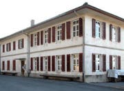 Das Schulgebäude in St. Niklausen. (Bild pd)