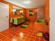 Kult: ein typisches Badezimmer aus den 70er-Jahren. (Bild: Pixabay)