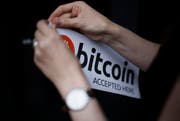In Zug findet dieses Jahr der erste Blockchain-Wettbewerb der Schweiz statt. Gesucht werden Blockchain-Lösungen für Versicherungen. (Symbolbild ZZ)