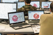 Das Netz als Kriegsschauplatz: Die Bedrohung durch Cyberangriffe nimmt zu. (Bild: Christian Beutler/Keystone (Kriens, 13. November 2013))