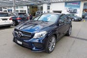 Beim Mercedes-Benz GLE Coupé dominieren eher sportliche Coupé-Gene als die markanten Züge eines robusten SUV. (Bild: Jil Lüscher)