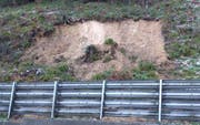 Rutschung bei der Rengglochstrasse. (Bild: Verkehr und Infrastruktur)