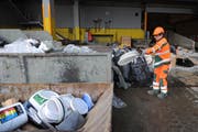 Plastikabfälle sind bei den Urner Recyclingbetrieben zurzeit äusserst begehrt. (Bild: Urs Hanhart / Neue UZ)