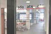 Die SDA-Redaktion droht mit einem Warnstreik. (Bild: Gaëtan Bally/Keystone (Bern, 30. Mai 2012))