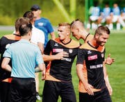 Der Grund für den Frust von Chams Pascal Christen (rechts) und Co. ist oft hausgemacht. Bild: Raphael Biermayr (Zürich, 22. August 2016)