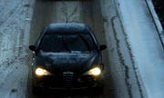 Schneebedeckte Fahrbahn auf der Autobahn A2. (Bild: Oliver Mattmann (4.2.10))
