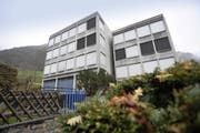 Das Schulhaus Gehren ist in einem schlechten Zustand. Was genau mit ihm passiert, ist noch unklar. (Archivbild Urs Hanhart)