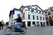 Das Luzerner Theater an der Reuss. (Bild: Nadia Schärli/Neue LZ)