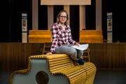 Julia Zeier, hier auf der Bühne im Paulusheim, wurde das Theater quasi in die Wiege gelegt. (Bild: Philipp Schmidli (Luzern, 8. Oktober 2017))