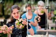 Sabrina Joller arrangiert Details. (Bild: Eveline Beerkicher / Neue LZeerkicher / Neue LZ)
