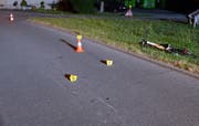 An dieser Kreuzung in Ermensee verunfallte ein Velofahrer so schwer, dass er später im Spital starb. (Bild: PD/Luzerner Polizei)