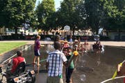 Kinder beim Spielen auf dem Maihof-Pausenplatz. (Bild: zvg/Stadt Luzern)