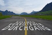 Beim Flugplatz Buochs haben die Beteiligten unterschiedliche Auffassungen über den künftigen Flugbetrieb. (Bild: Leserbild Ulrike Kaeser)